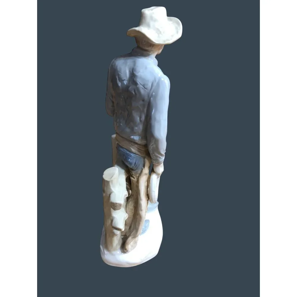 Porcelain Figurine Cowboy Sculpture Hat Cigar Rope Japan Western Rodeo Blue